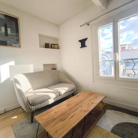 Au Dessus Des Toits Parisiens Appartement *